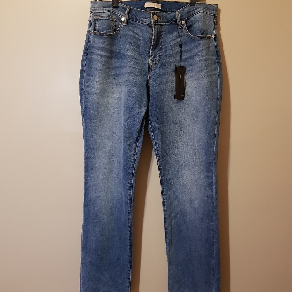 Brand New BCBG MAXAZRIA Jeans Size:31